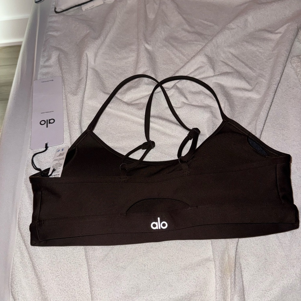 ALO Airlift Intrigue Bra Size Medium Espresso